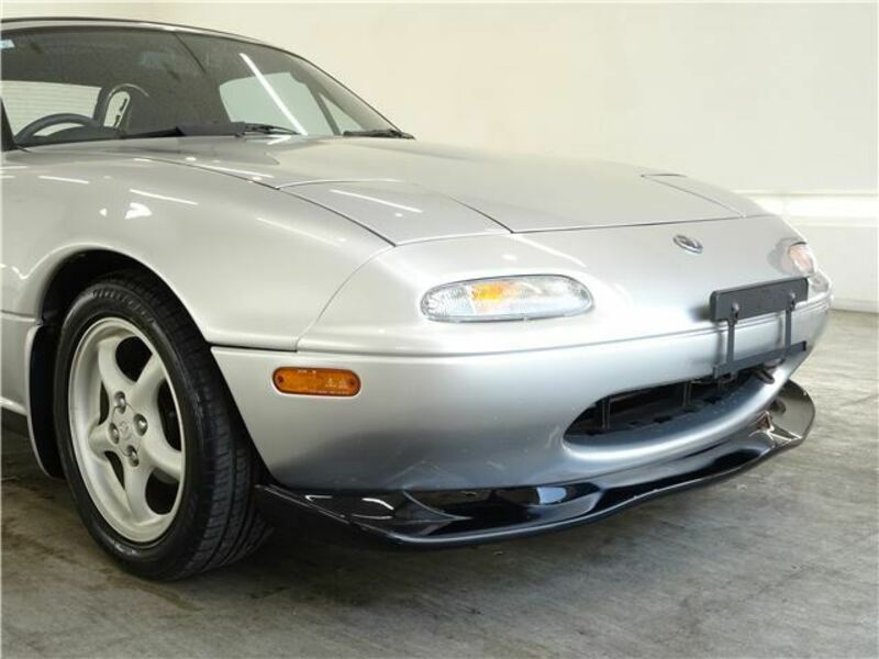 EUNOS ROADSTER