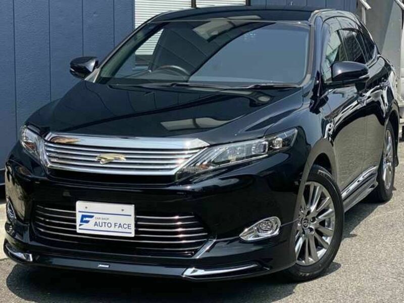 TOYOTA HARRIER