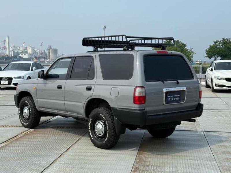 HILUX SURF