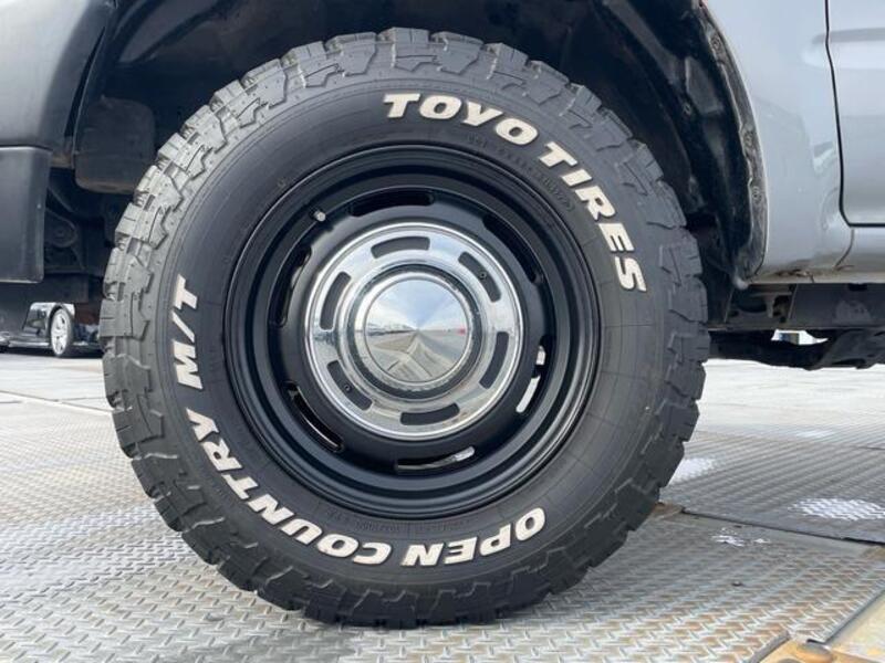 HILUX SURF