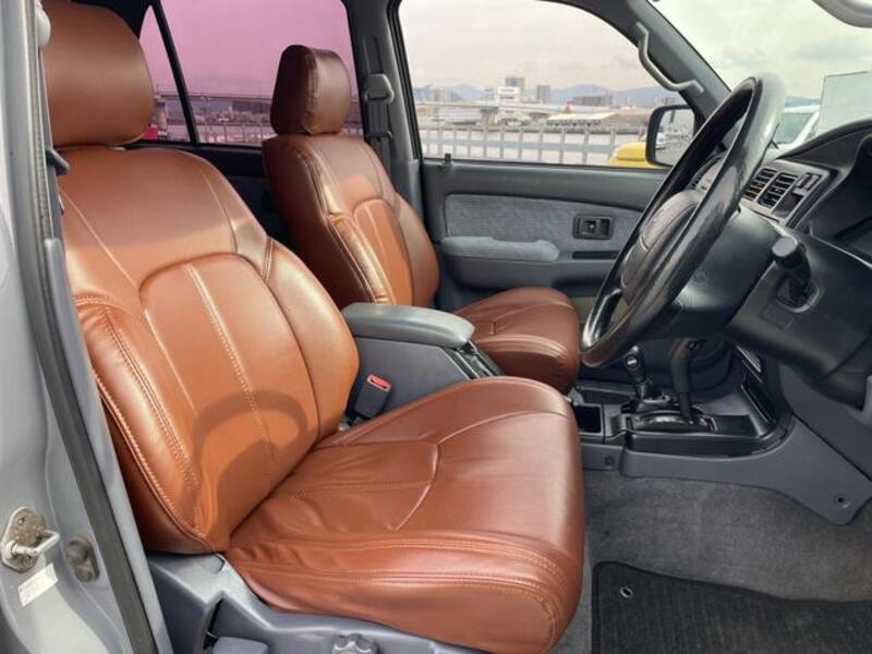HILUX SURF
