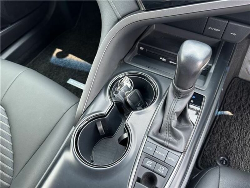CAMRY