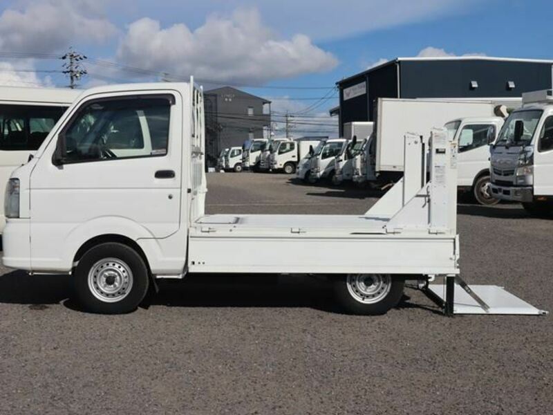CARRY TRUCK