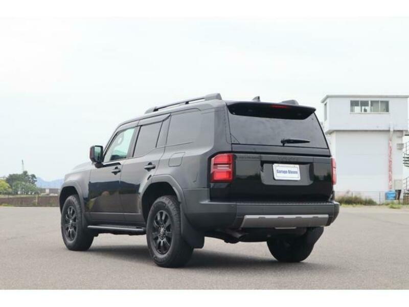 LAND CRUISER 250