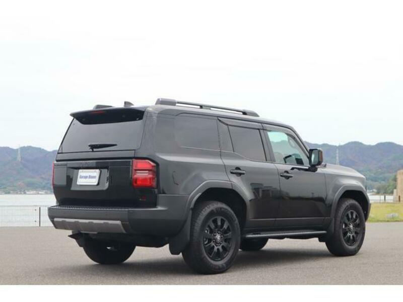 LAND CRUISER 250