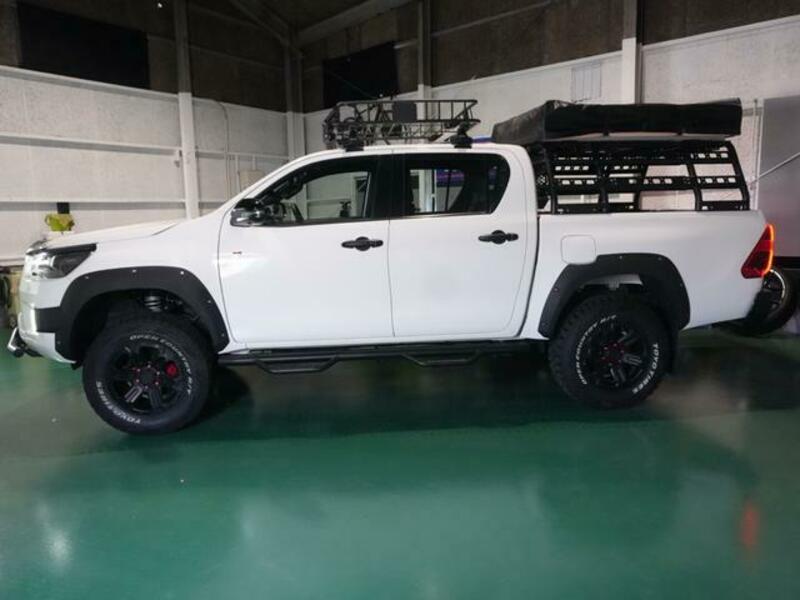 HILUX