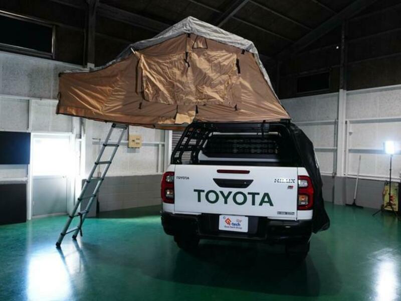 HILUX