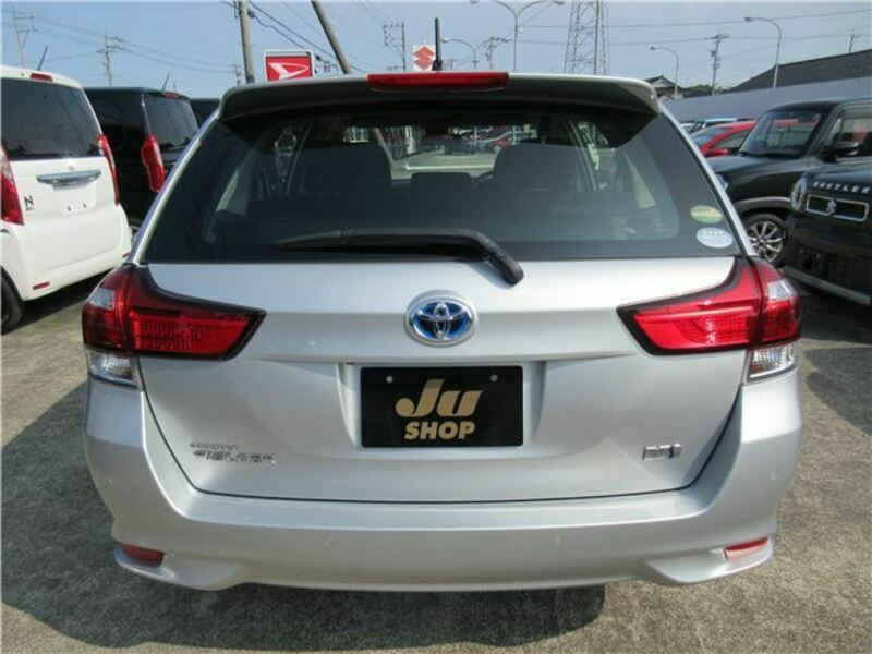 COROLLA FIELDER