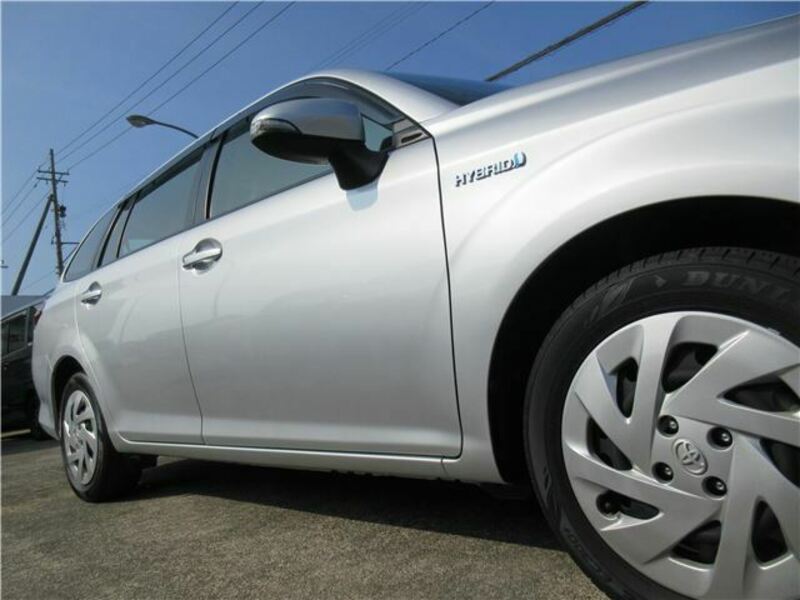 COROLLA FIELDER