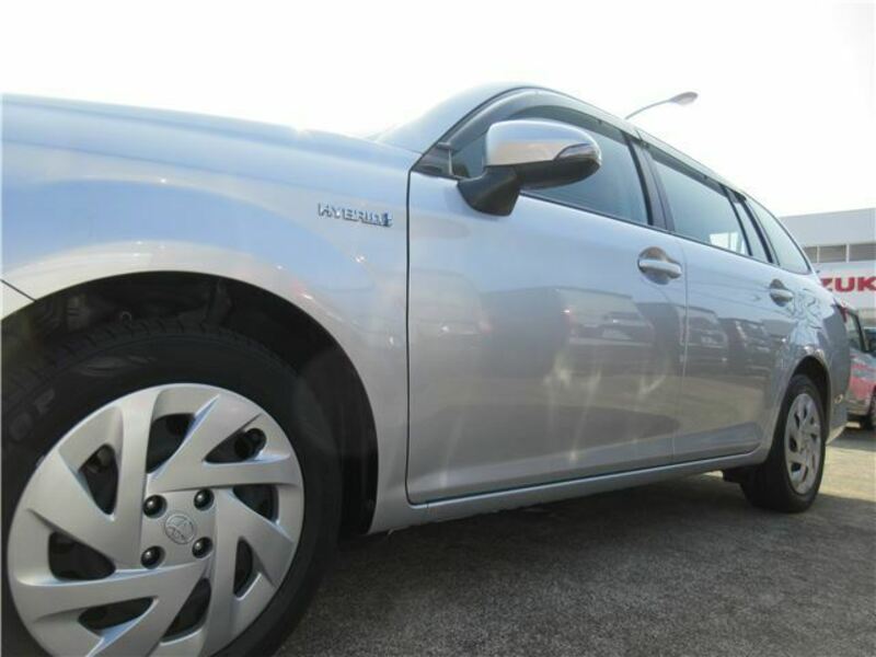 COROLLA FIELDER