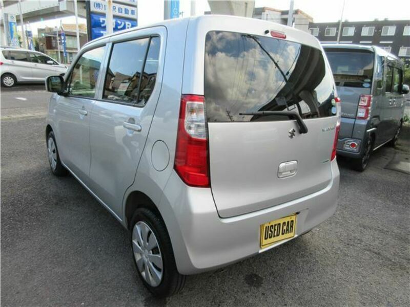 WAGON R