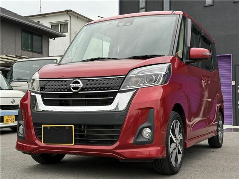 NISSAN DAYZ ROOX