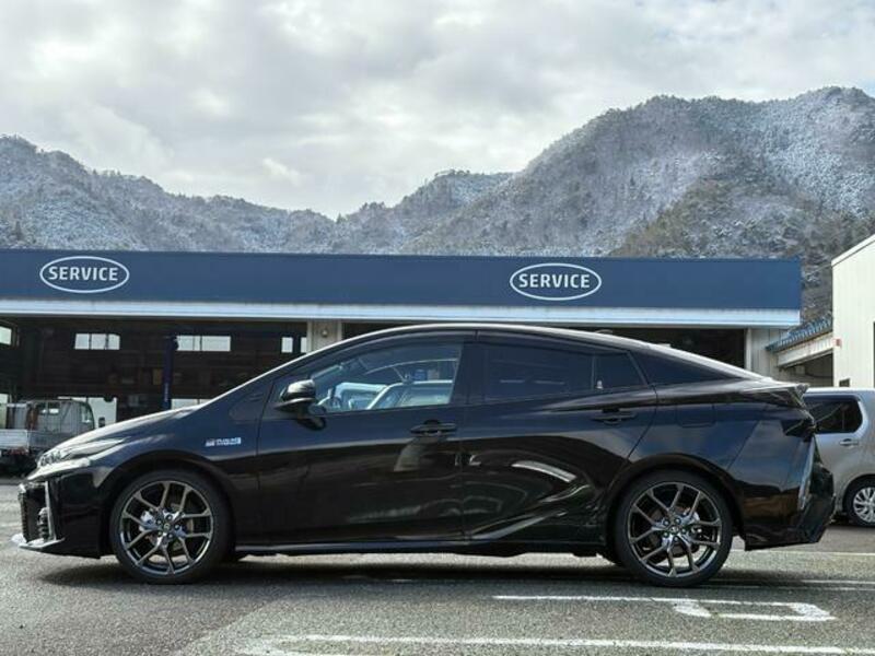 PRIUS PHV