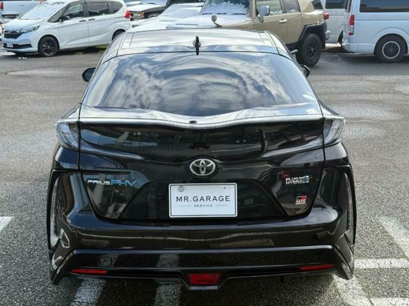 PRIUS PHV