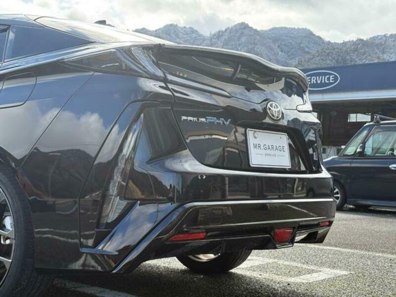 PRIUS PHV