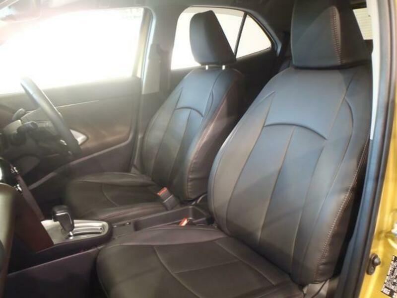 YARIS CROSS