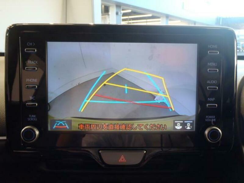YARIS CROSS
