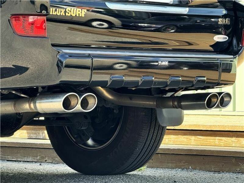 HILUX SURF