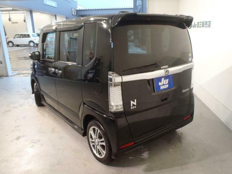 N BOX CUSTOM