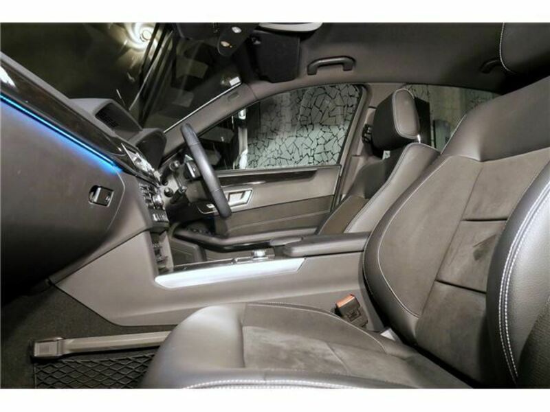 E-CLASS