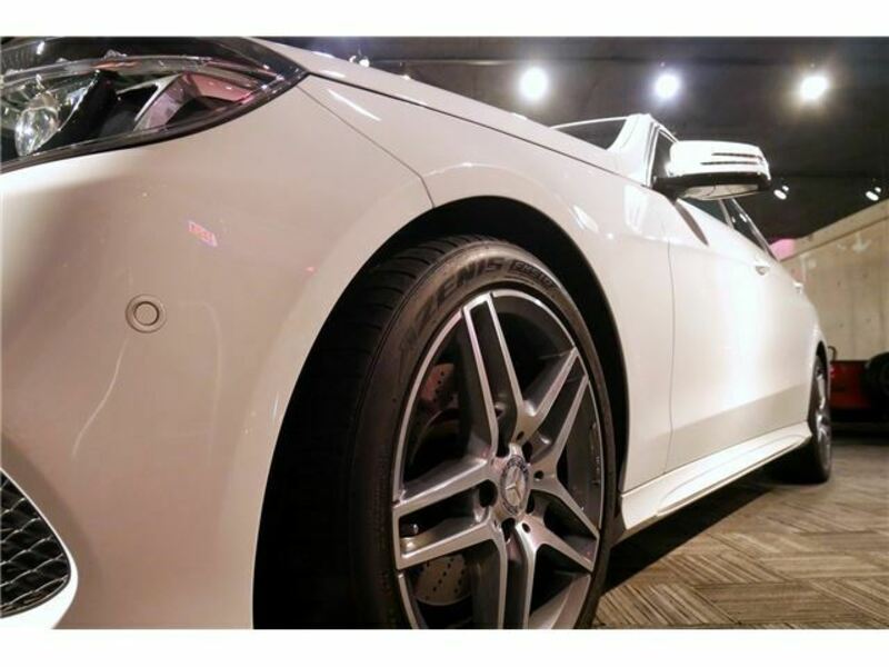 E-CLASS