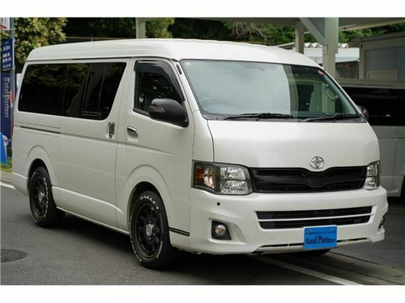 HIACE VAN