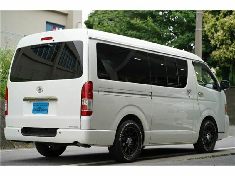 HIACE VAN
