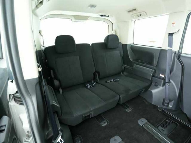 DELICA D5