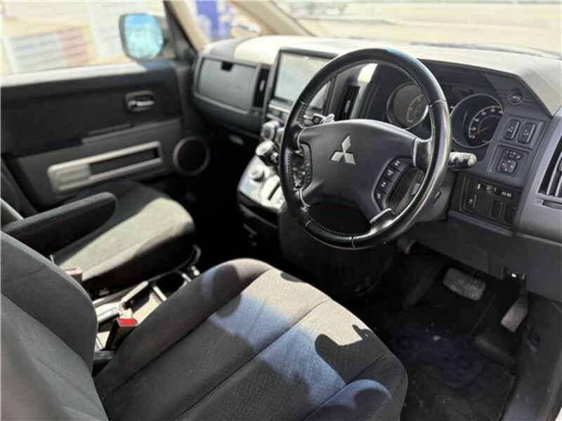 DELICA D5
