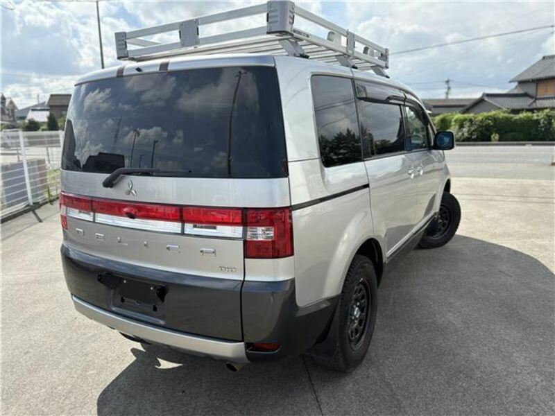 DELICA D5
