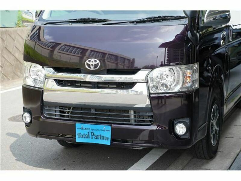 HIACE VAN