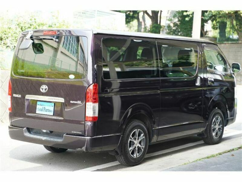 HIACE VAN