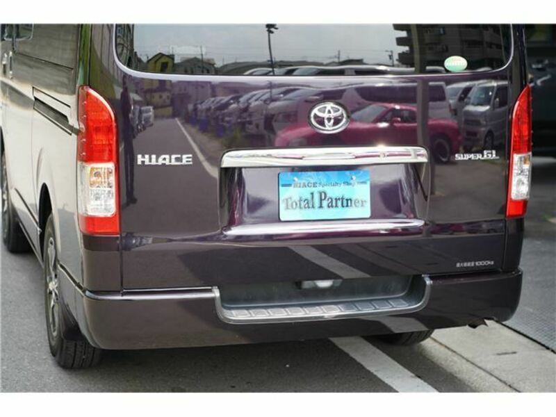 HIACE VAN