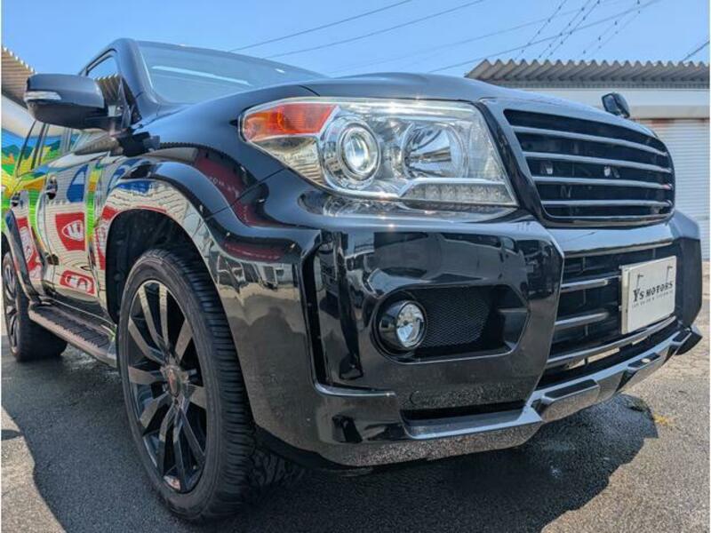 LAND CRUISER