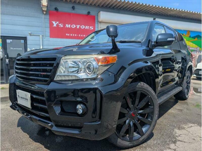 TOYOTA LAND CRUISER