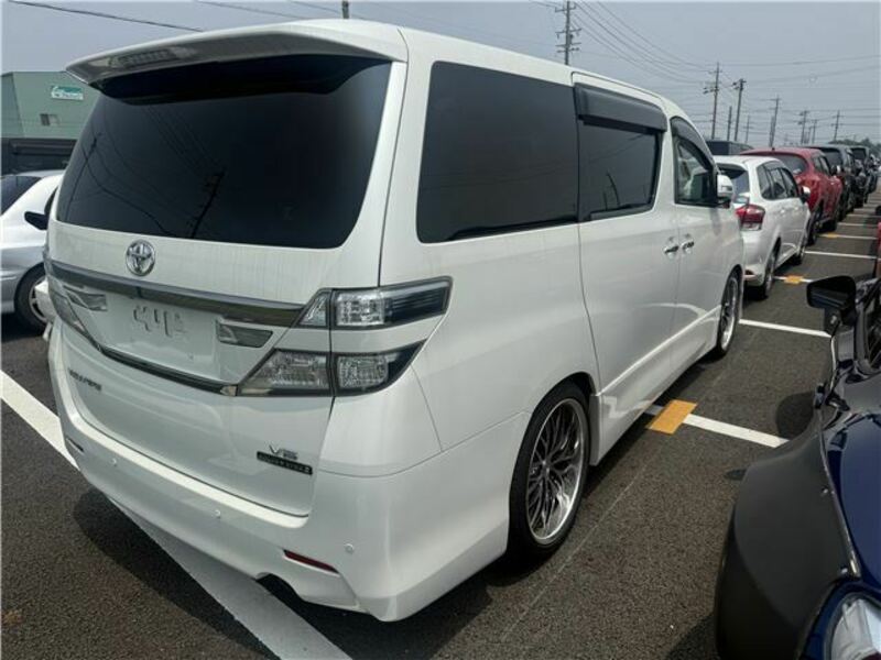 VELLFIRE
