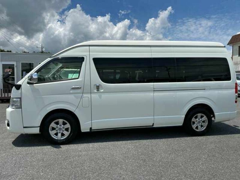 HIACE