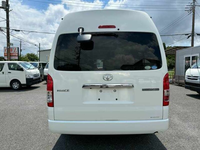 HIACE