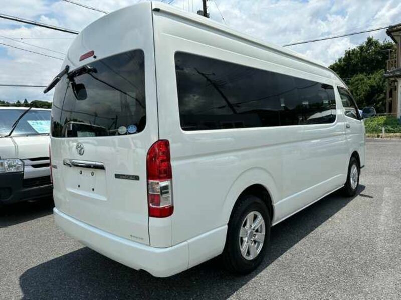 HIACE