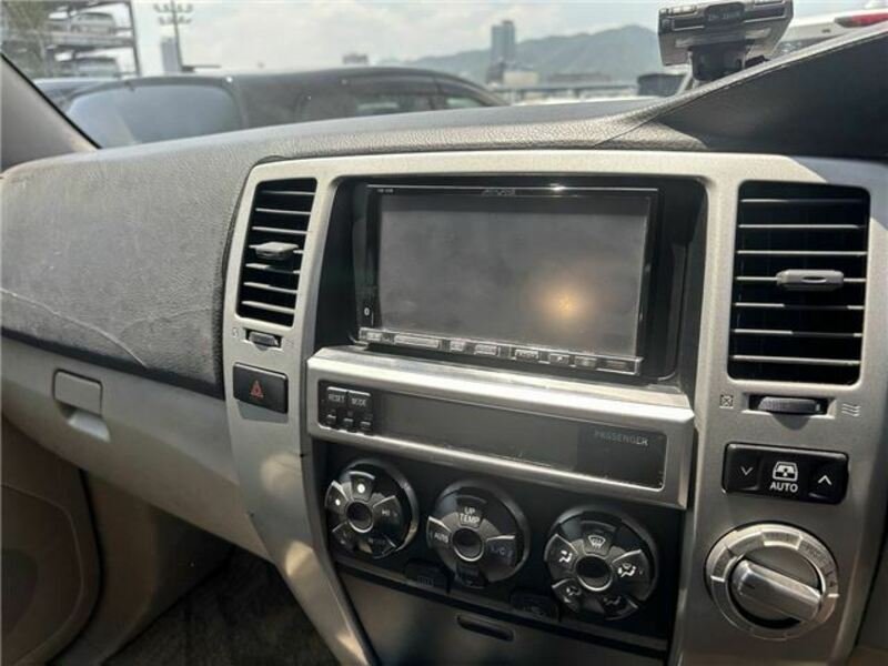HILUX SURF