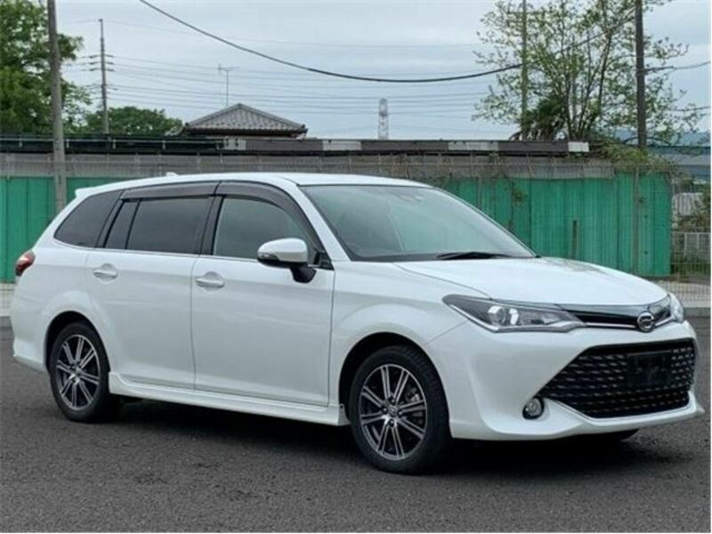 TOYOTA COROLLA FIELDER