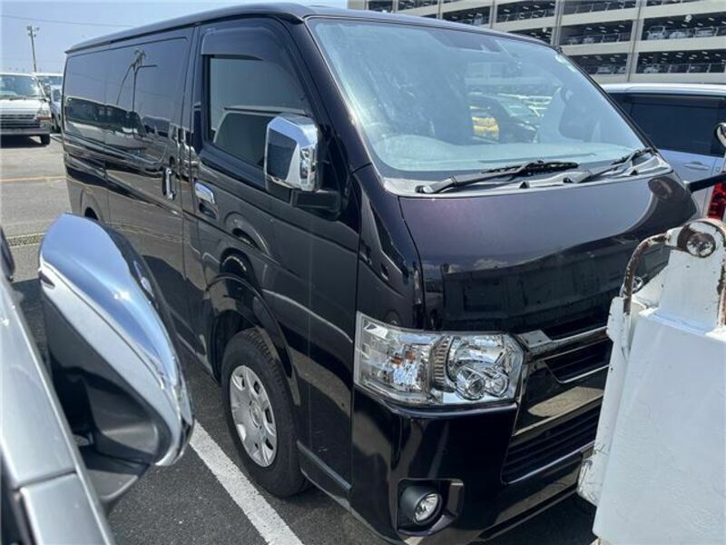HIACE VAN