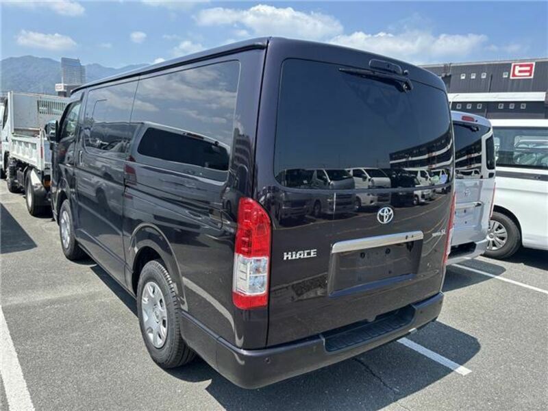 HIACE VAN