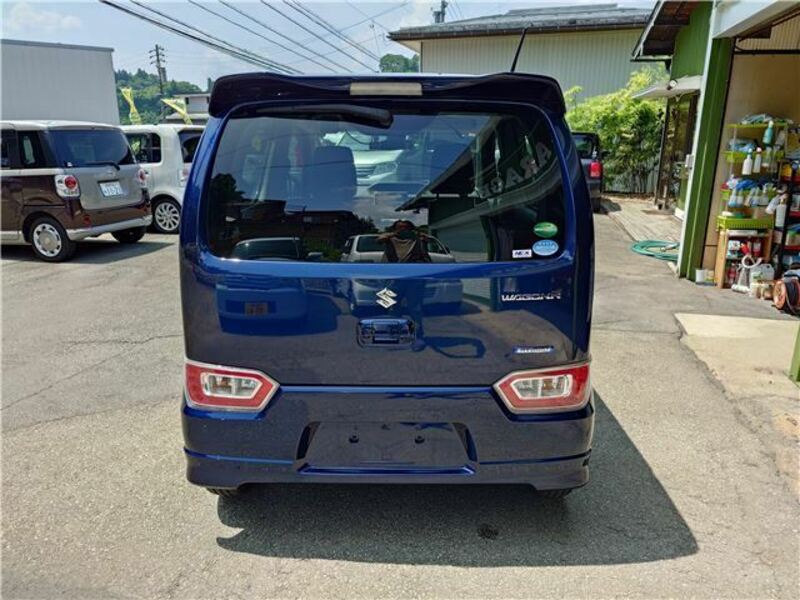 WAGON R