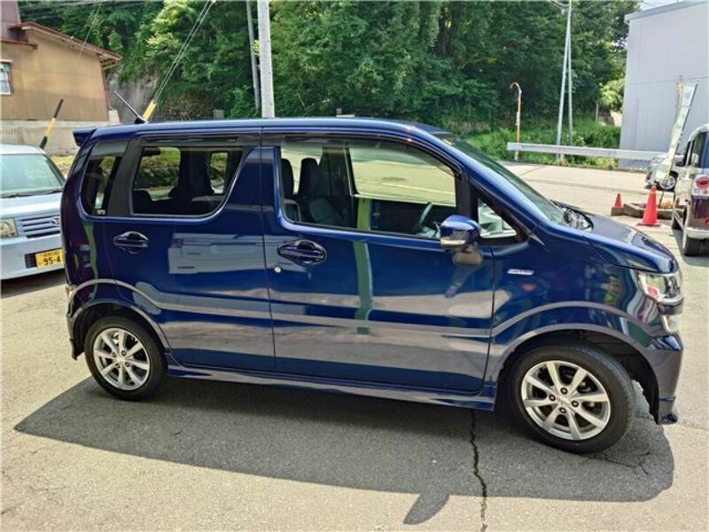 WAGON R