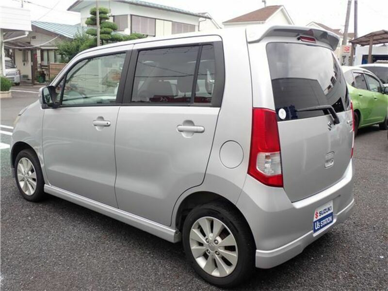 WAGON R