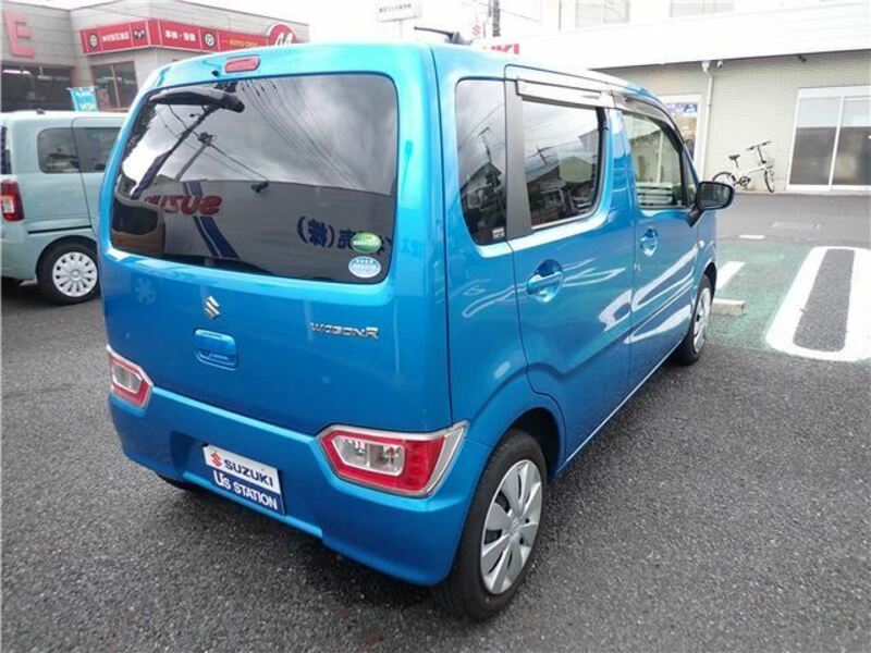 WAGON R