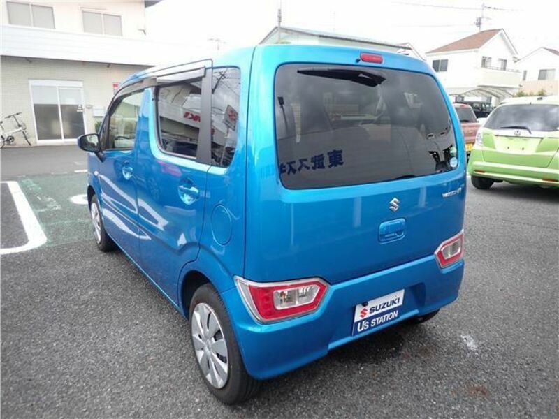 WAGON R