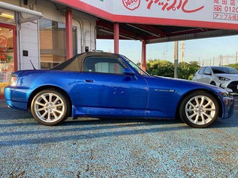 S2000
