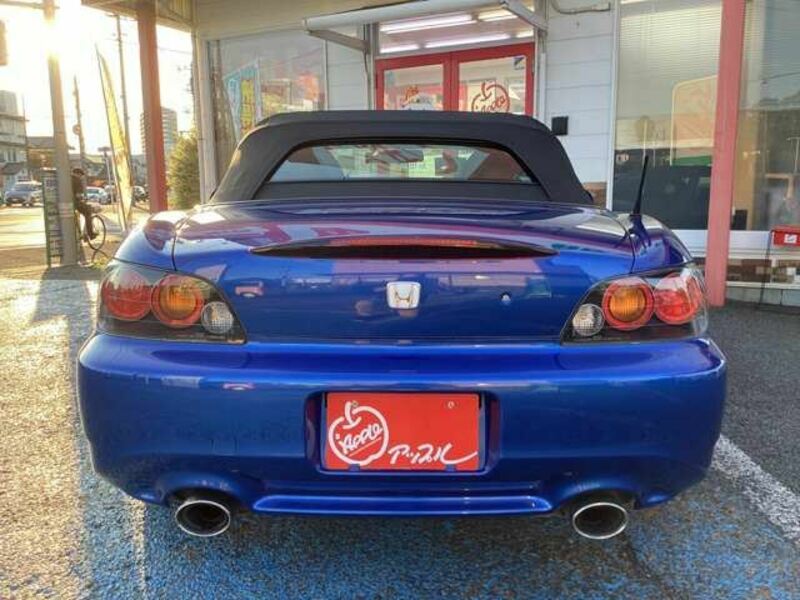 S2000